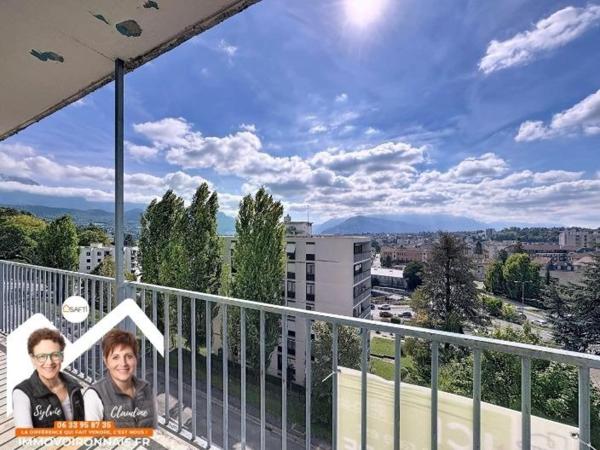 A 6 points du DPE D, T3 à rénover, belle surface, vue magnifique !