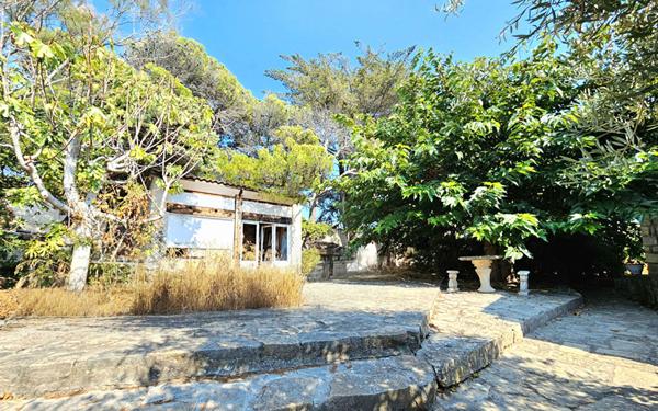 Maison à vendre    4 pièces •  Sanary-sur-Mer