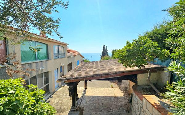 Maison à vendre    4 pièces •  Sanary-sur-Mer