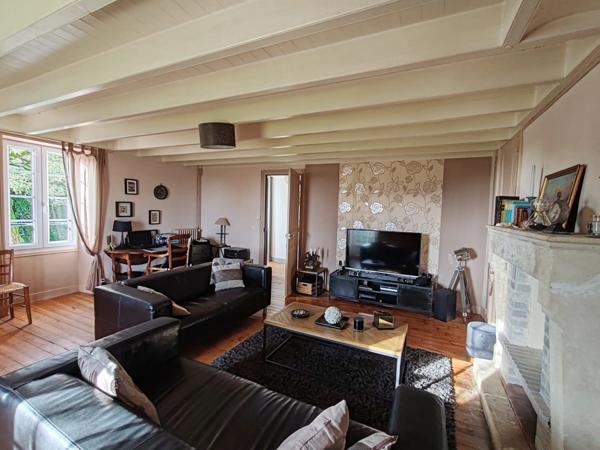 Maison à vendre 6 pièces PISSOTTE (85)