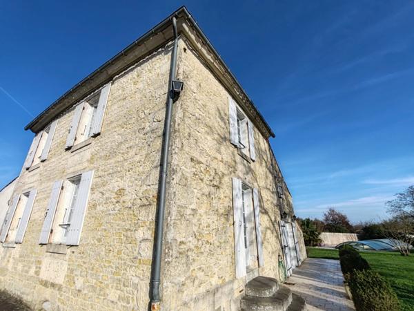 Maison à vendre 6 pièces PISSOTTE (85)