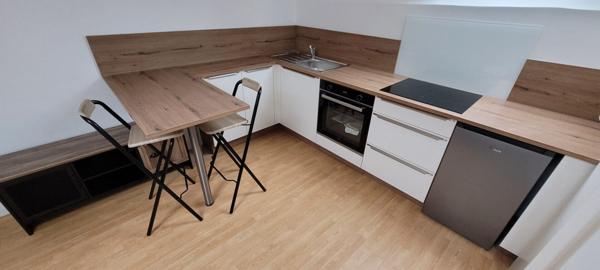 SECTEUR NEY - STUDIO ENTIEREMENT RENOVE ET MEUBLE