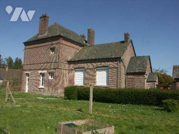 Ancienne école proche AUFFAY