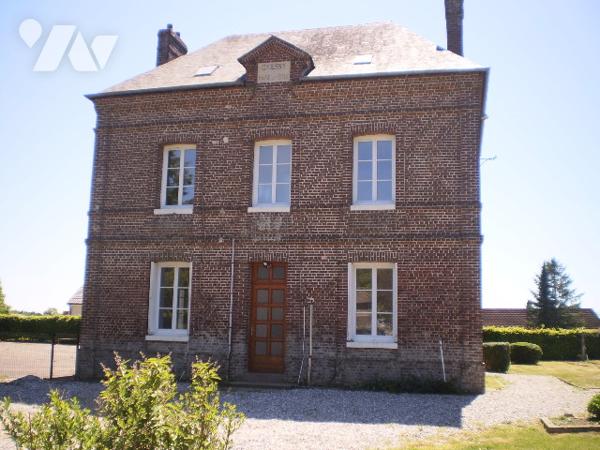 Ancienne école proche AUFFAY