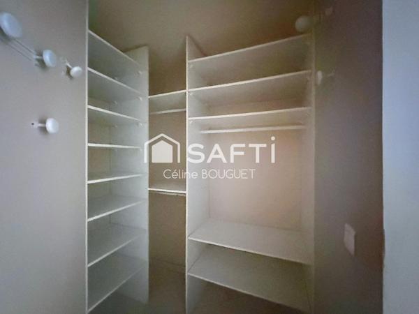 Appartement T2 avec cour et terrasse extérieure