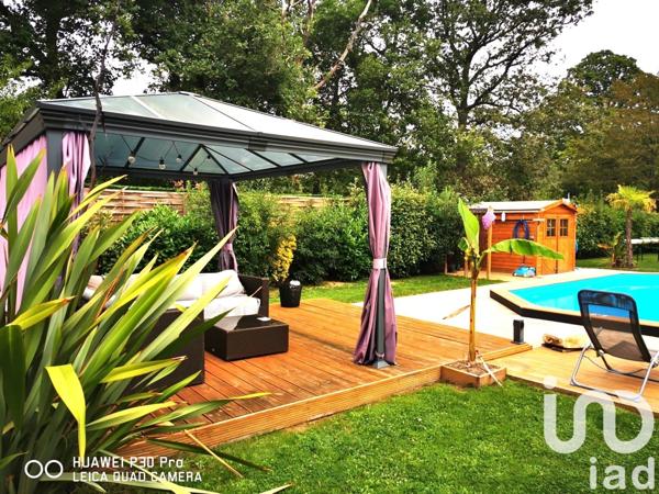 Maison 8 pièces de 190 m² à Dammarie-les-Lys (77190)