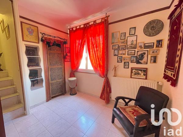 Maison 8 pièces de 190 m² à Dammarie-les-Lys (77190)