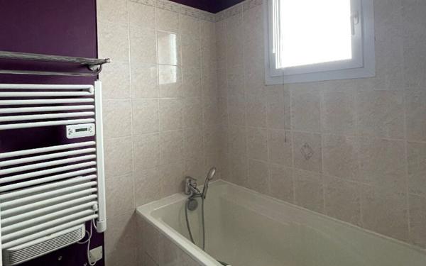 Appartement à louer    3 pièces • 75 m2 Plaisance-du-Touch