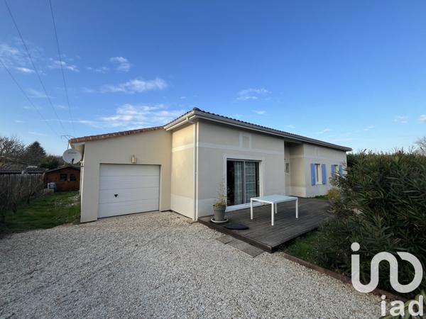 Maison 5 pièces de 118 m² à Trois-Palis (16730)