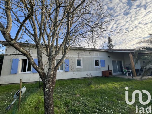 Maison 5 pièces de 118 m² à Trois-Palis (16730)