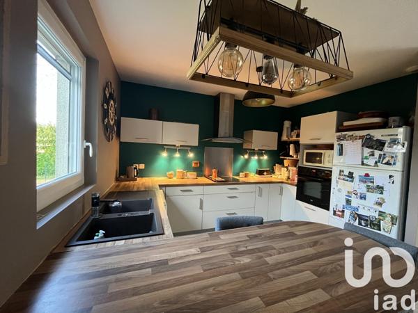 Maison 5 pièces de 118 m² à Trois-Palis (16730)