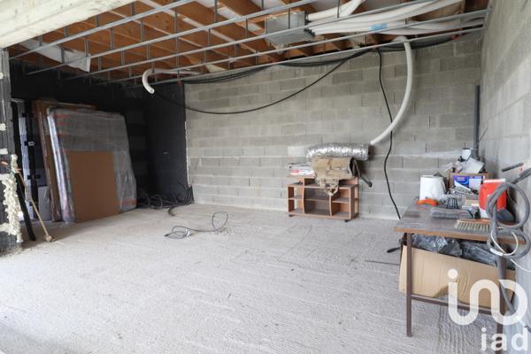 Maison traditionnelle 4 pièces de 230 m² à Mézières-en-Gâtinais (45270)