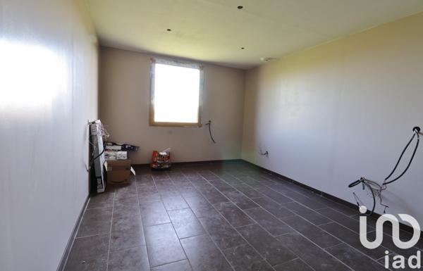 Maison traditionnelle 4 pièces de 230 m² à Mézières-en-Gâtinais (45270)