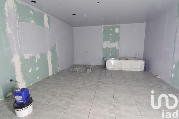 Maison traditionnelle 4 pièces de 230 m² à Mézières-en-Gâtinais (45270)