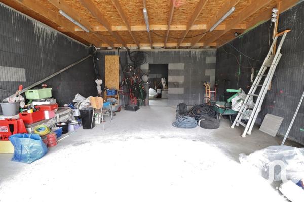 Maison traditionnelle 4 pièces de 230 m² à Mézières-en-Gâtinais (45270)