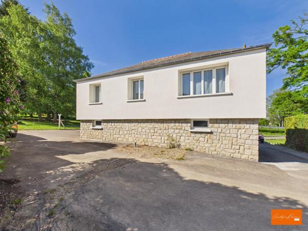 Charmante maison rénovée avec grand terrain – Saint-Georges-Buttavent