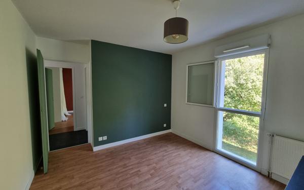 Appartement à vendre    4 pièces •  Bassussarry