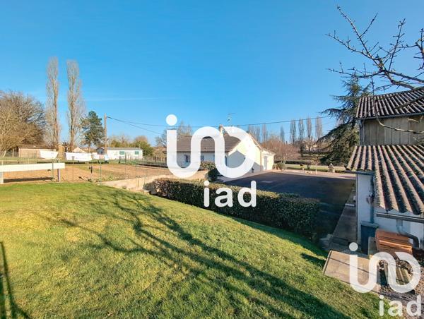 Maison de village 6 pièces de 119 m² à Leignes-sur-Fontaine (86300)