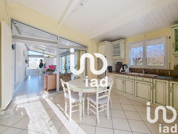 Maison de village 6 pièces de 119 m² à Leignes-sur-Fontaine (86300)