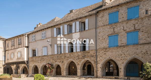 À vendre Maison 9 pièces 220 m² - Sauveterre-de-rouergue 12800