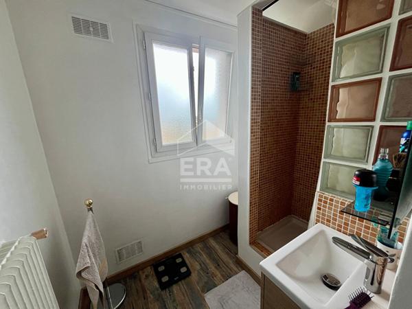 Appartement 3 pièces lumineux à vendre aux Clayes-sous-Bois, dernier étage, quartier Nord