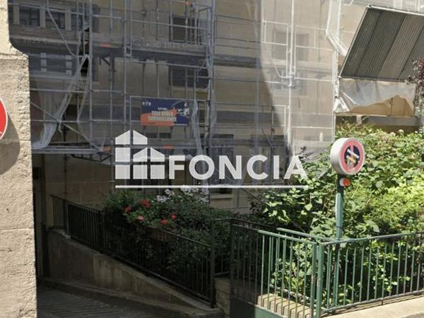 Location Parking - 68 RUE DE LA HALLE Paris 75014