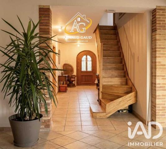 Maison à vendre 6 pièces 185 m² Montauban