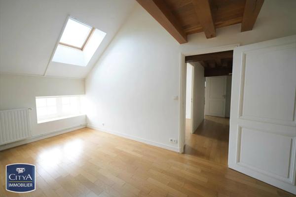 Appartement à louer 3 pièces 90.15m²