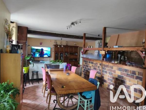 Maison à vendre 6 pièces 174 m² Baignes-Sainte-Radegonde