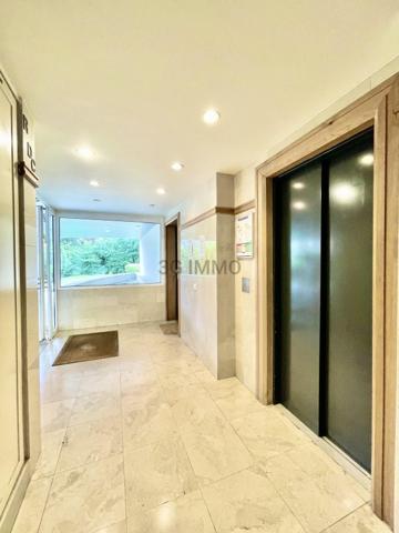 Vente / Appartement T5 à Saint-Cloud (92210)