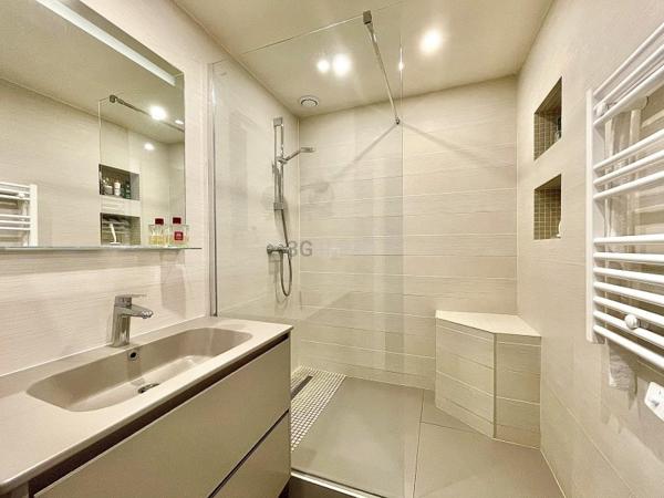 Vente / Appartement T5 à Saint-Cloud (92210)