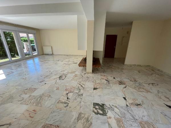 T5 de 170 m² en rez-de-jardin – Côte Pavée - Toulouse (Toute La Ville)