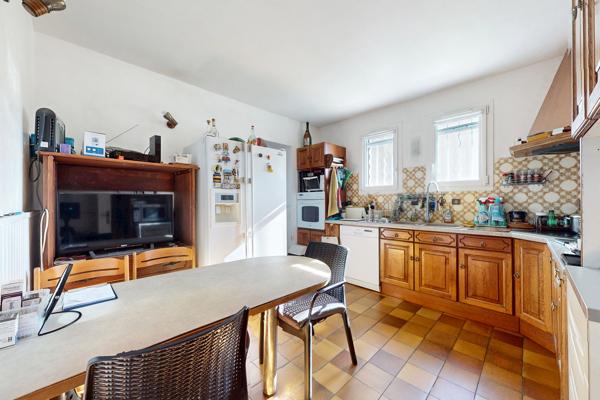 Maison de 190 m² avec Appartement locatif à Toulon