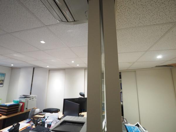 Murs Local commercial 40m² - Nantes centre - sans pas de porte