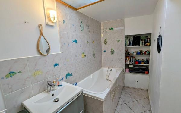 Maison à vendre    4 pièces • 111 m2 Raismes