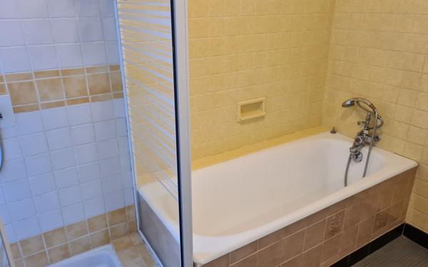 Maison à vendre    3 pièces •  Royan