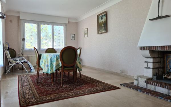 Maison à vendre    3 pièces •  Royan