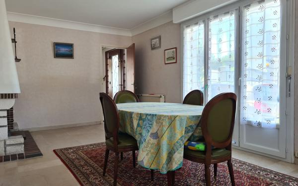 Maison à vendre    3 pièces •  Royan