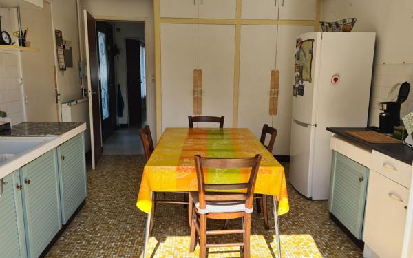 Maison à vendre    3 pièces •  Royan