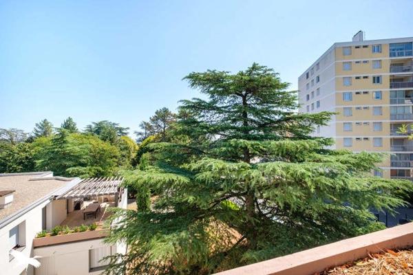 Appartement 280 000 € Oullins 4 p 86 m² DPE C