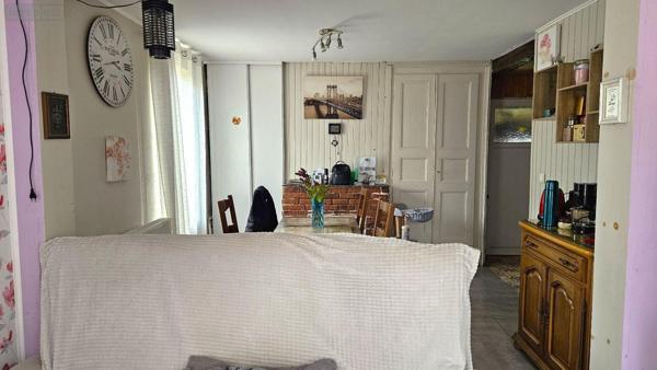 Maison rurale à vendre à Margerie-Hancourt dans la Marne (51290), ref : 51081/970