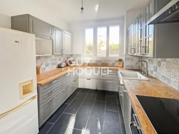 GRAND T3 MEUBLÉ 86 m² CENTRE-VILLE CAEN