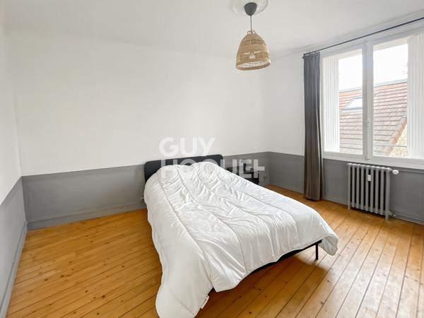 GRAND T3 MEUBLÉ 86 m² CENTRE-VILLE CAEN