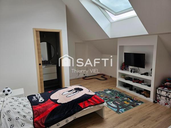 GRANDE MAISON RENOVEE AVEC BELLES PRESTATIONS