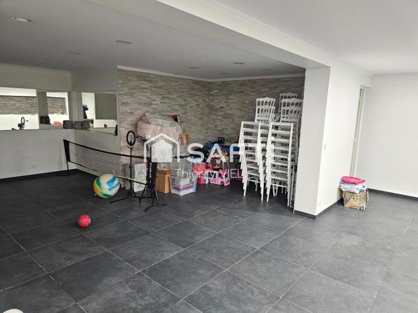 GRANDE MAISON RENOVEE AVEC BELLES PRESTATIONS