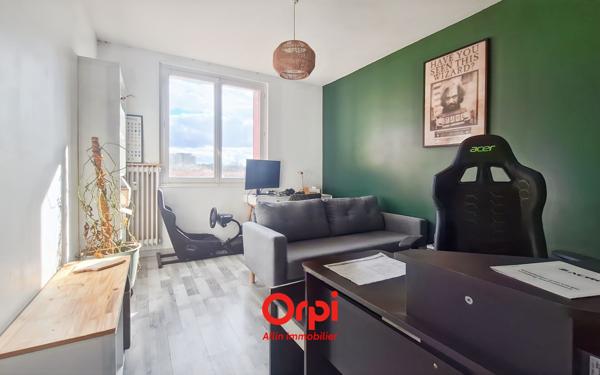 Appartement à vendre    4 pièces • 91,46 m2 Montluçon