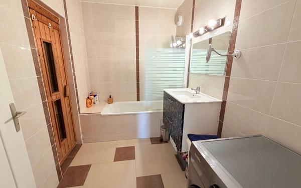 Appartement à vendre    4 pièces • 79 m2 Sevran