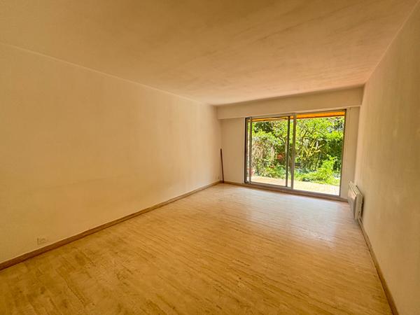 STUDIO Jardin de Gorbella