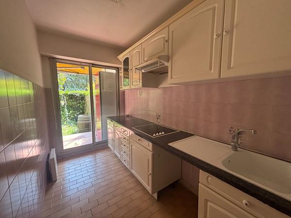 STUDIO Jardin de Gorbella