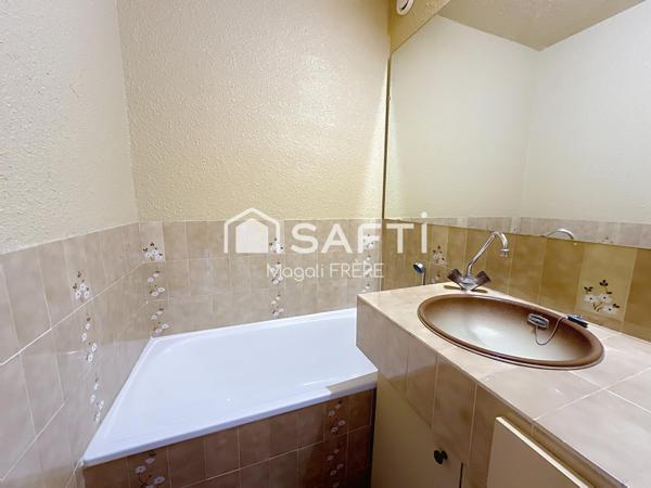 Dans résidence proche de la forêt